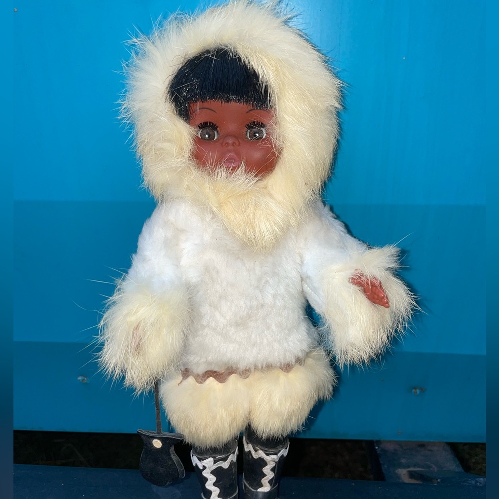 Vintage Carlson Inuit Doll Eskimo Girl Native Alaskan Real Rabbit Fur 1988